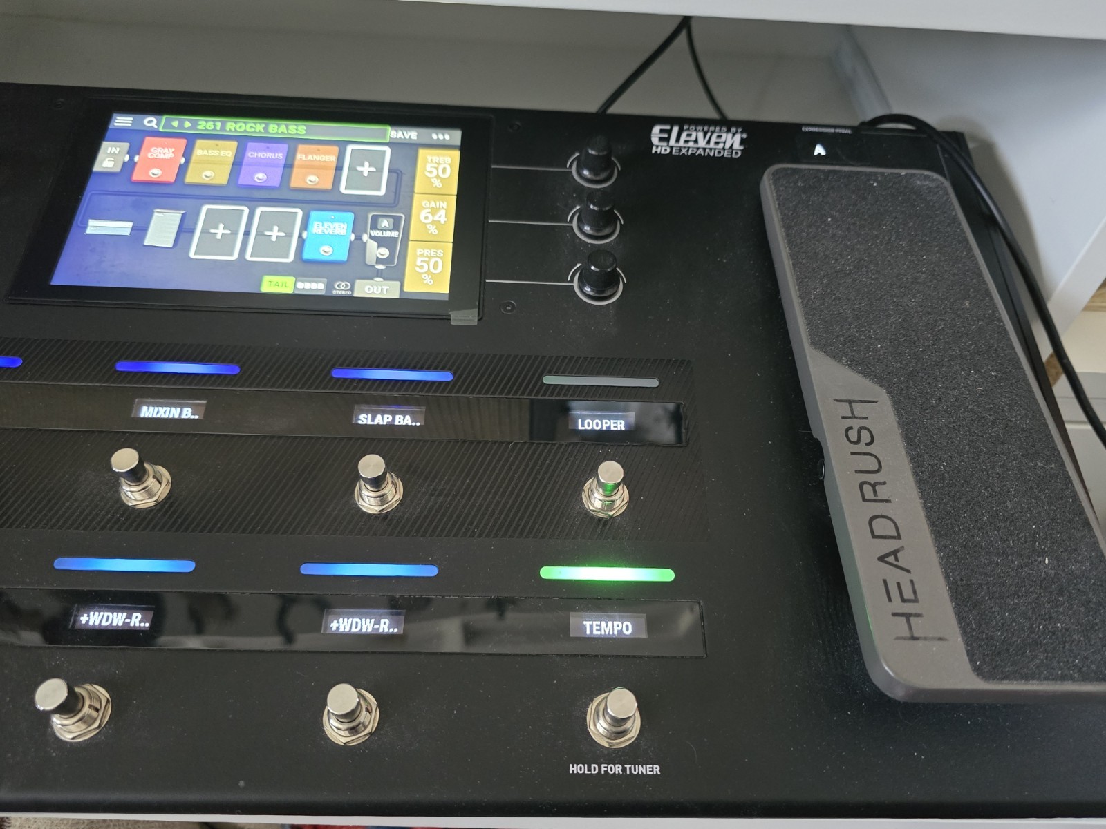 HEADRUSH PEDALBOARD by ELEVEN, GUITAR MULTI EFFECTS PROCESSOR GREAT CONDITION