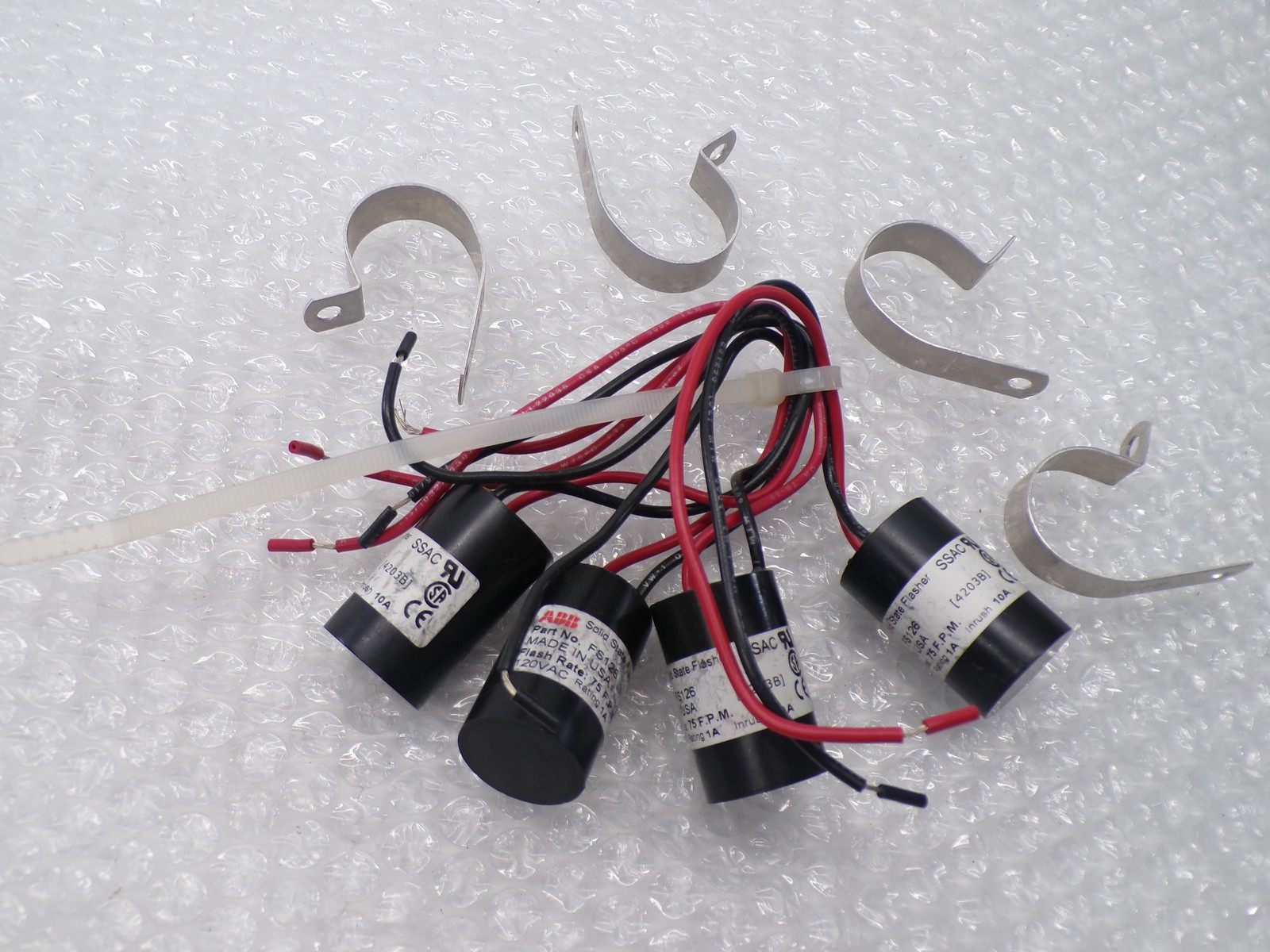 ABB FS126 SOLID STATE FLASHER LOT OF 4 NSNP