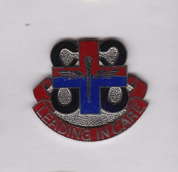 US ARMY MEDICAL 818th MEDICAL BRIGADE crest DUI badge c/b G-23