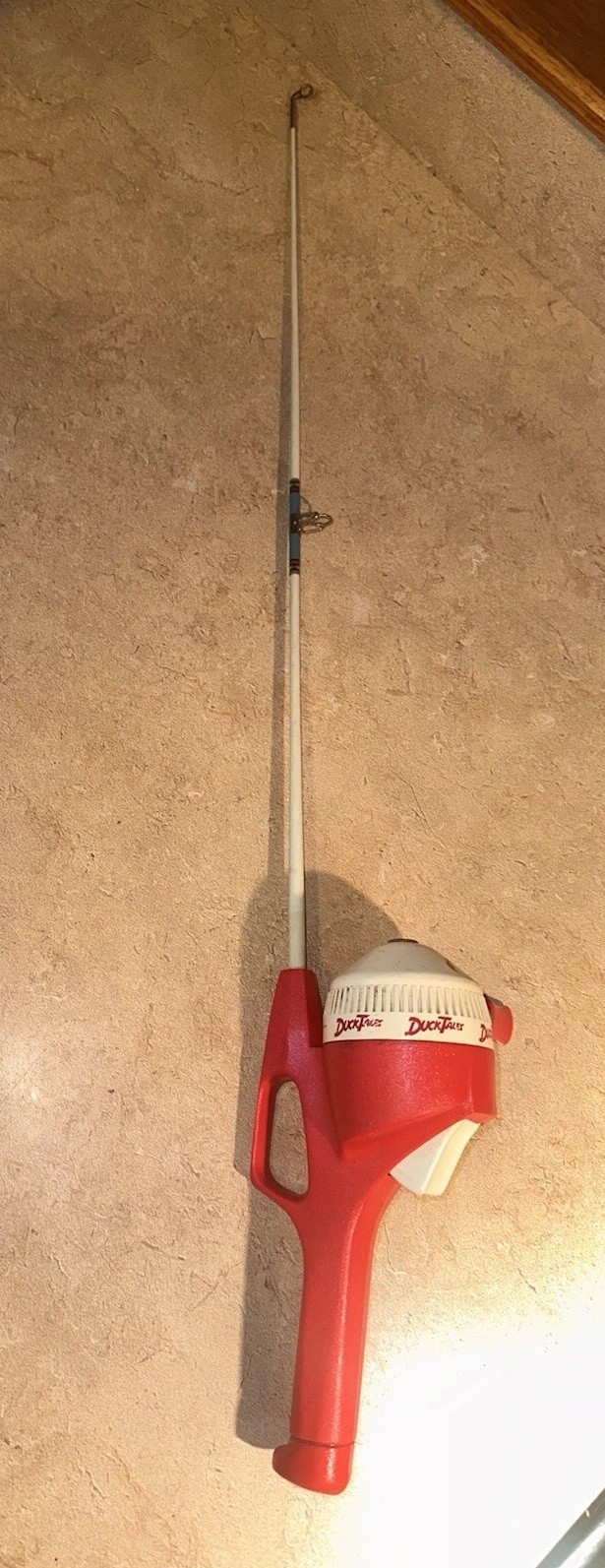 Vintage DuckTales Kids Fishing Rod & Reel Zebco Disney Huey Dewey Louie