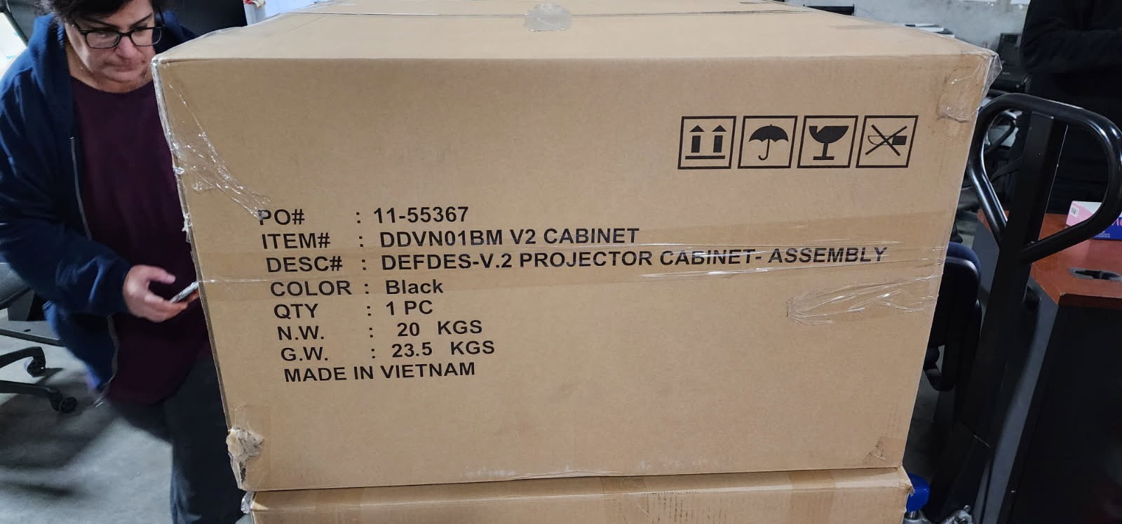 Ultra Short Throw (UST) Projector/LaserTV Cabinet