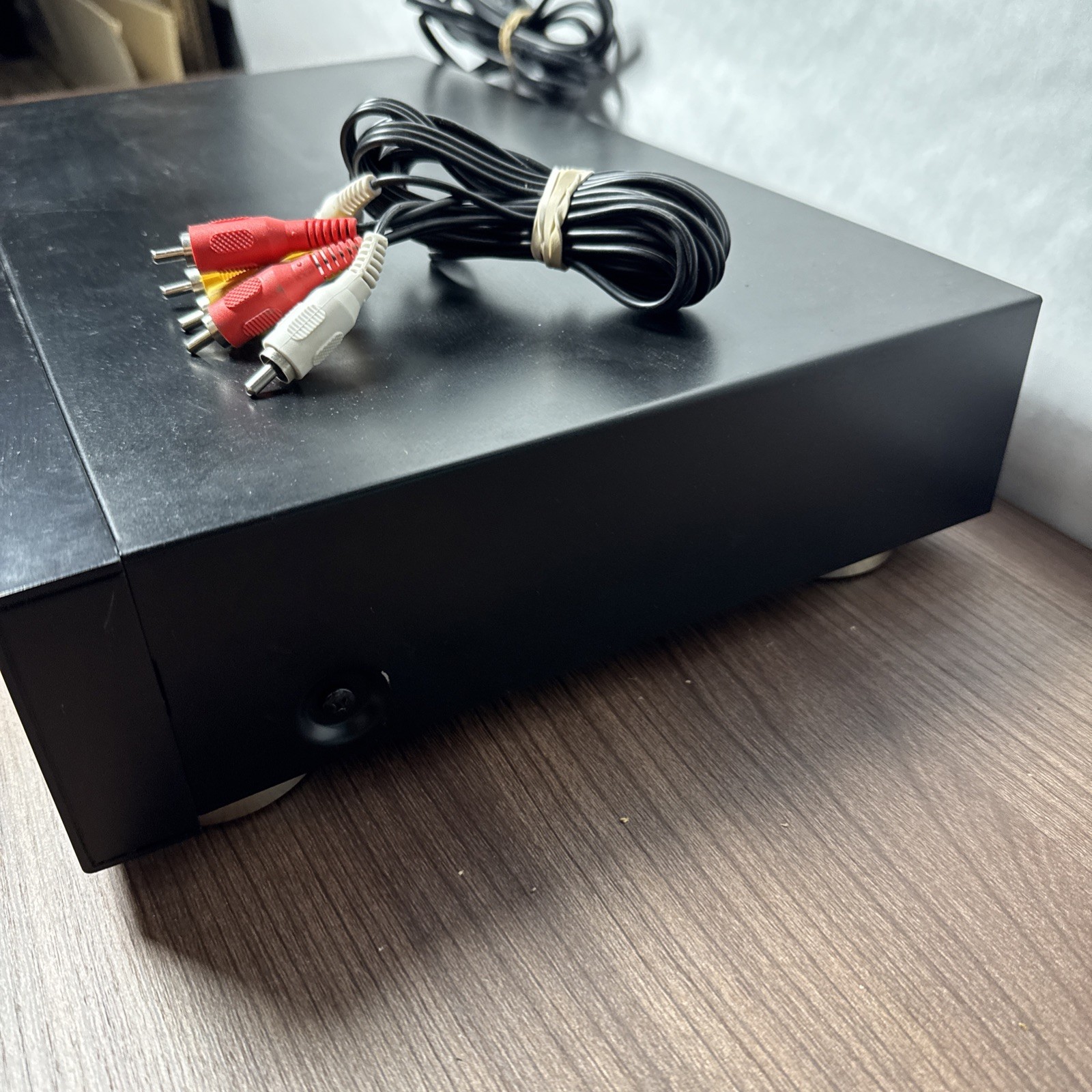 TEAC CD-P650 CD Player Black USB Input RCA Optical Outputs Headphone Jack