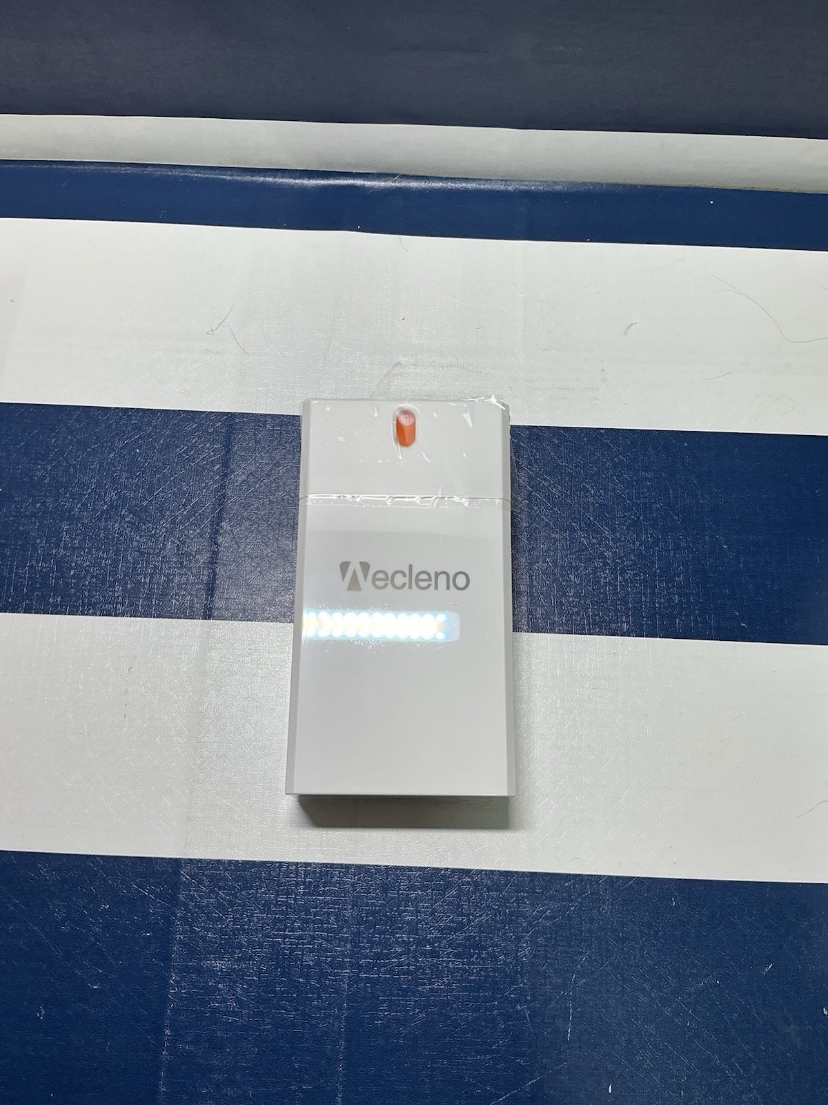 Screen Cleaning Kit With Microfiber Cloth, Streak Free, Deionized Water