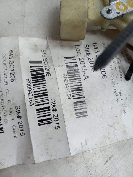 2006 SCION XB PASSENGER FRONT DOOR LOCK ACTUATOR