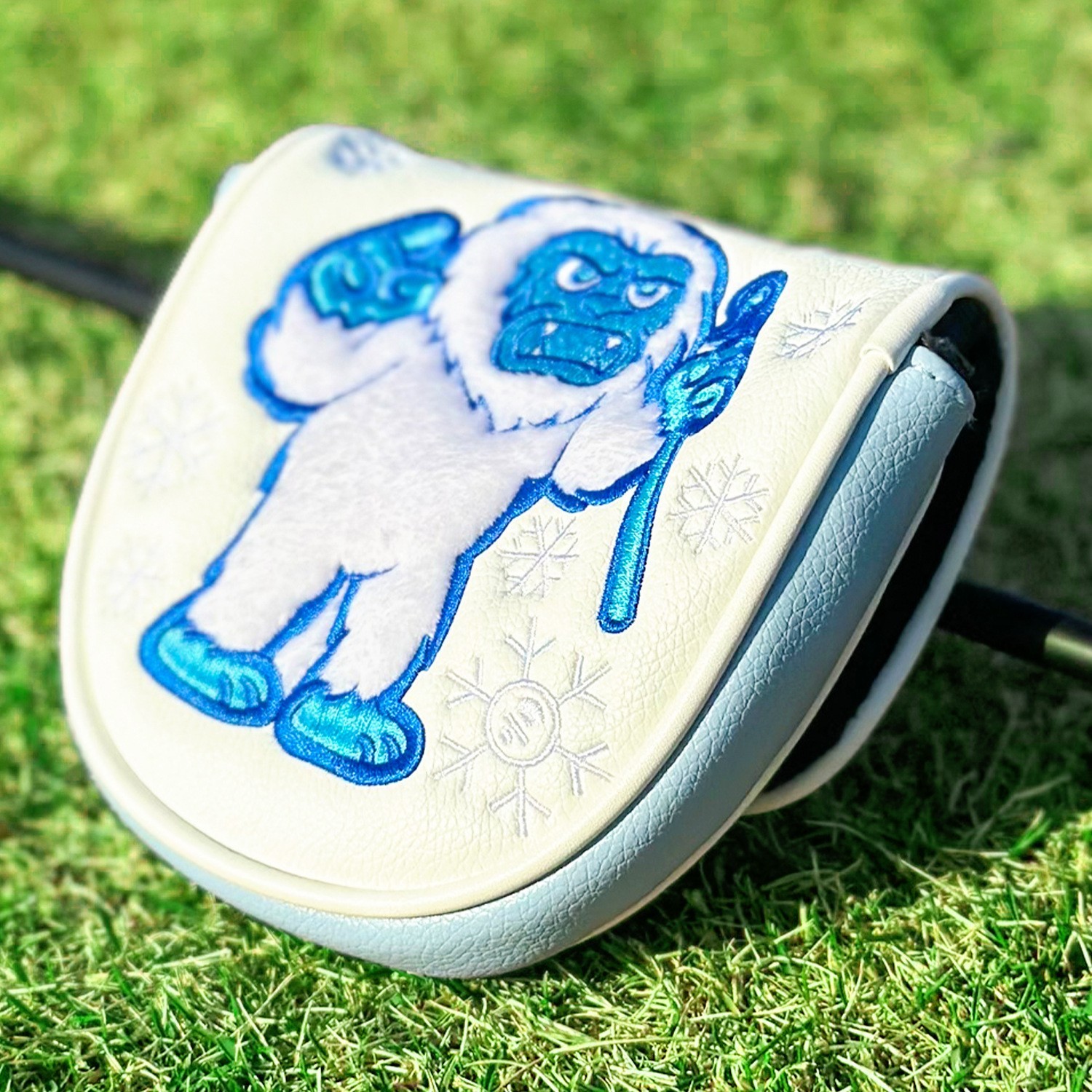 Lab DF3 Golf Putter Cover White Magnetic Closure