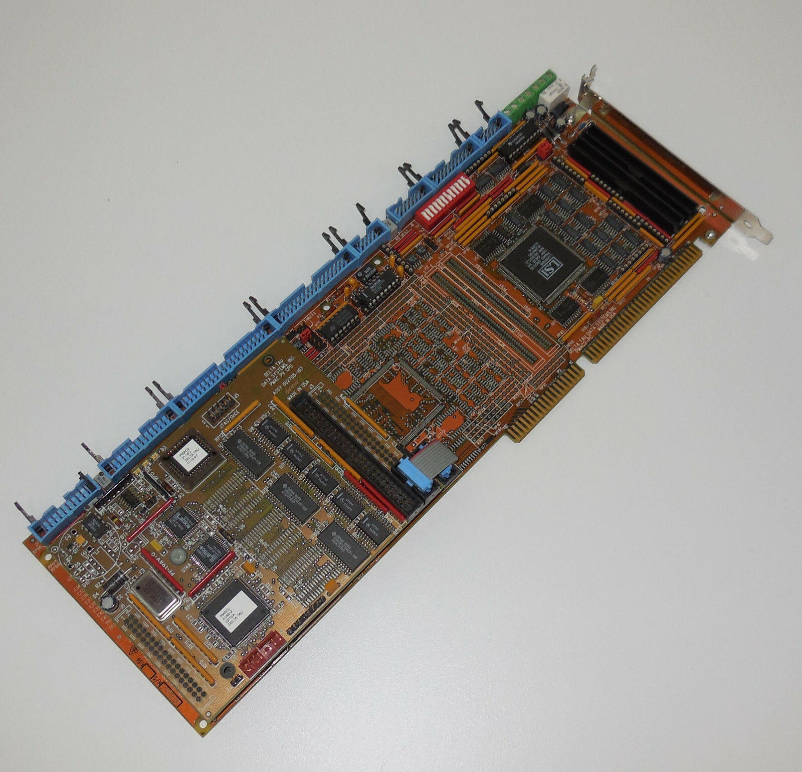 Delta tau PMAC2-PC 602404-106 with PMAC PV CPU 602705-103