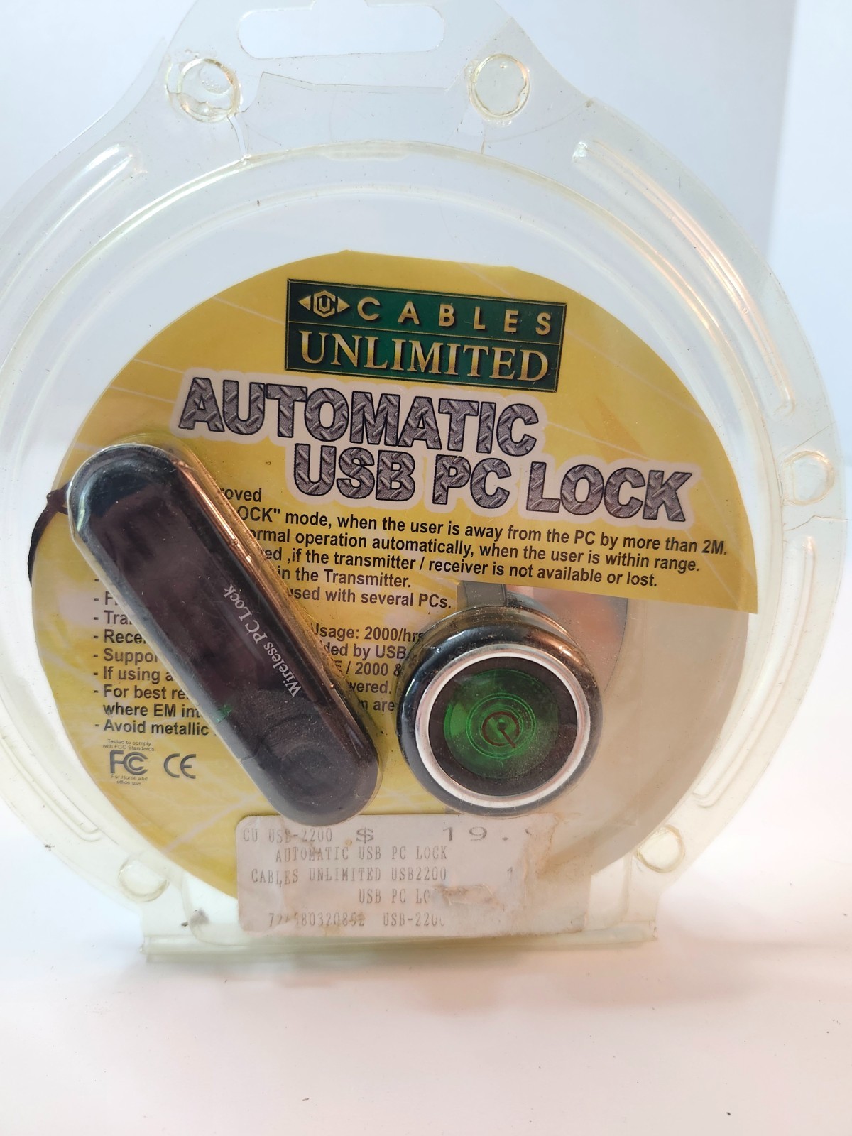 New Cables Unlimited USB-2200 Automatic USB PC Lock - 2 Meter Range