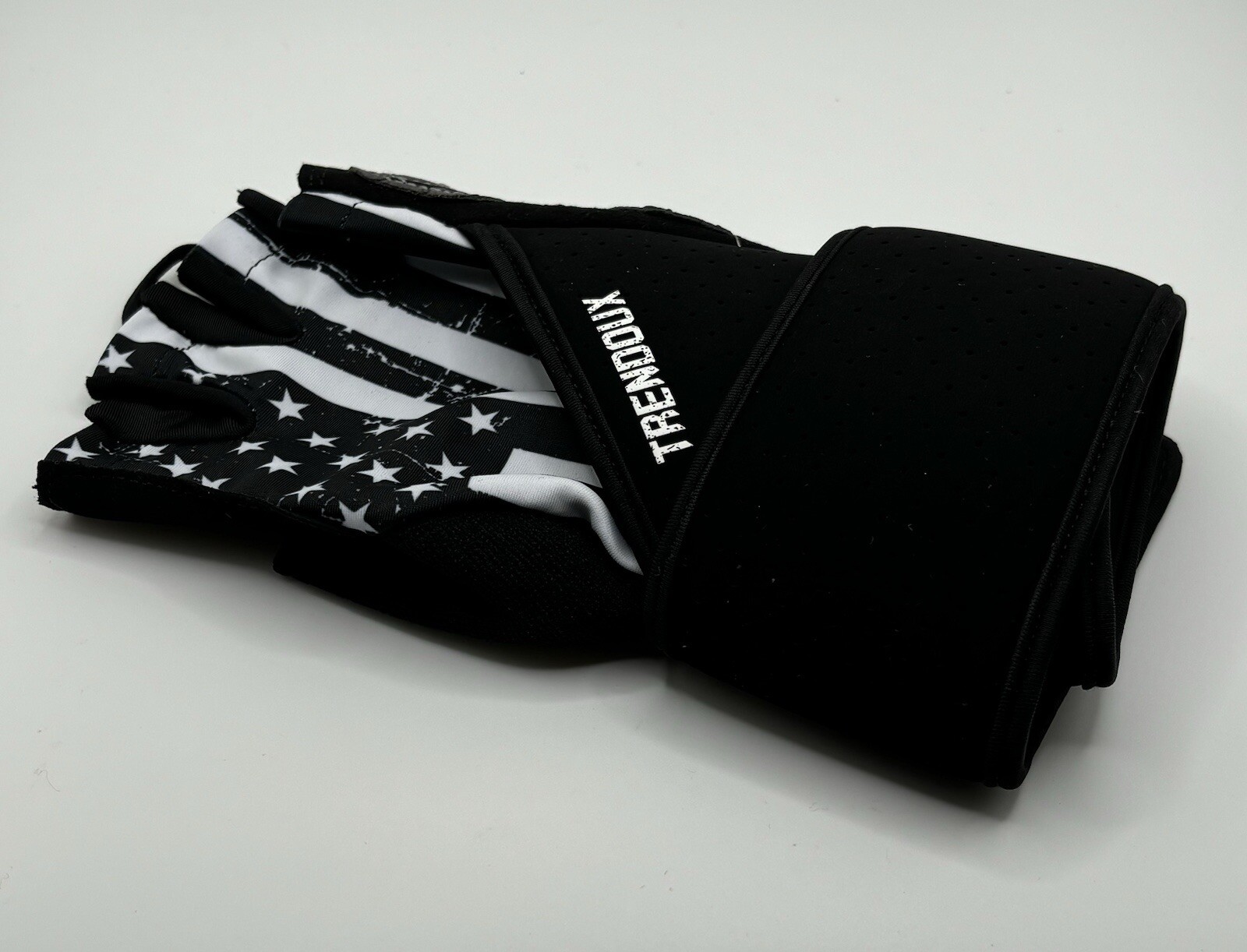 Trendoux Men’s Women’s Weight Lifting Workout Gloves Fingerless Flag Black-M New