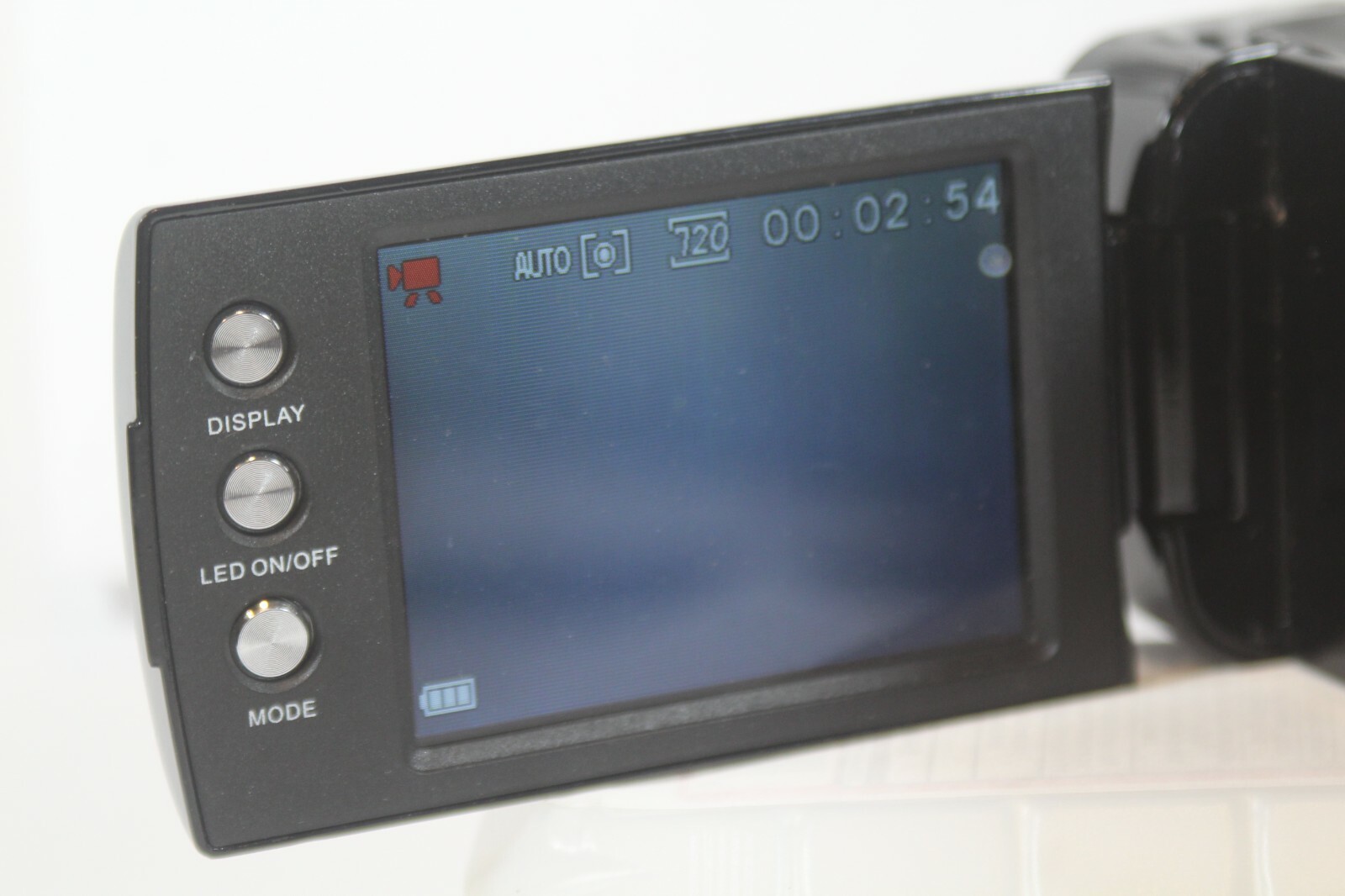 RCA Mini Digital Video Camera Spanish language model with batteries & usb cable