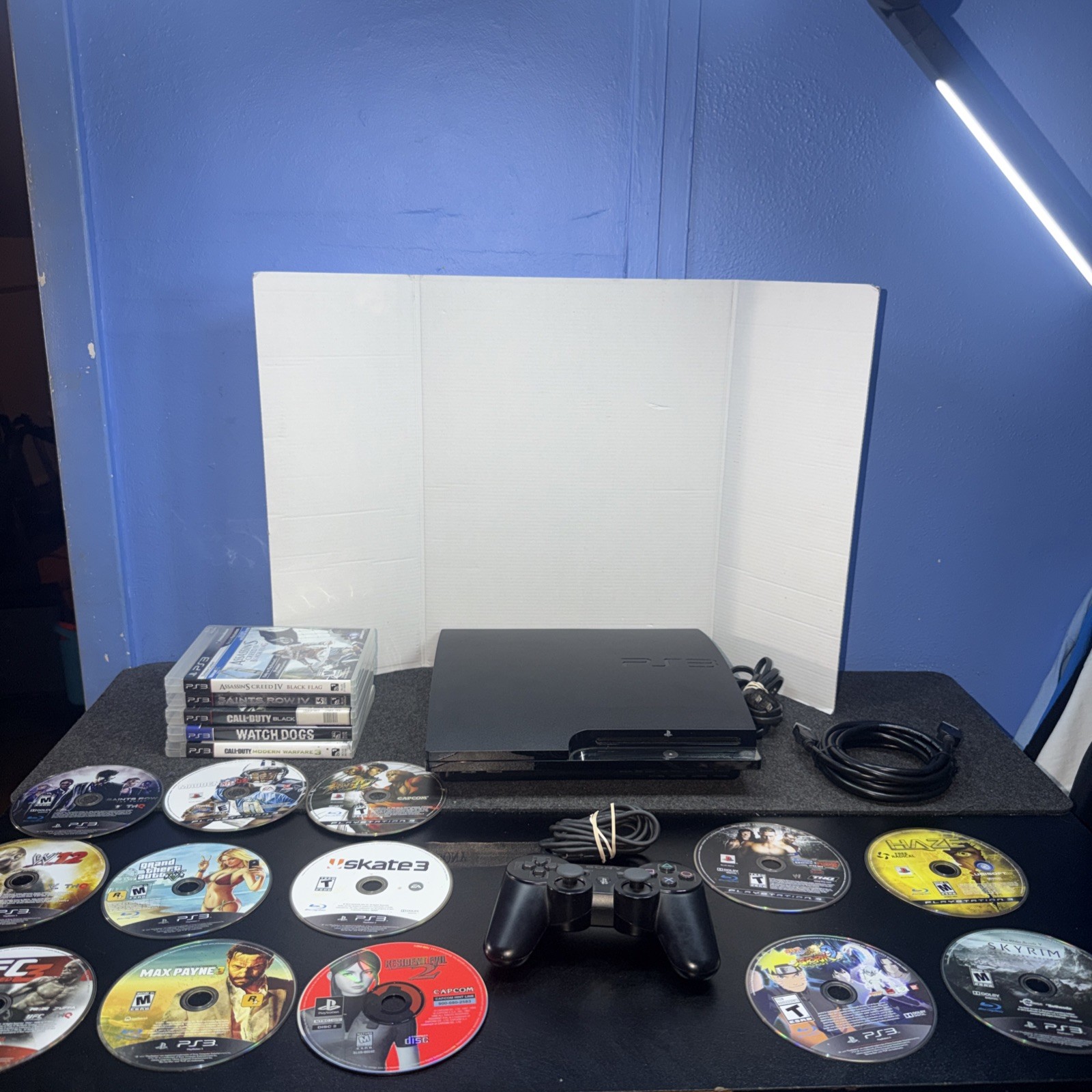 Sony PlayStation 3 PS3 Slim 160gb Console Bundle CECH-2501A 18 Games Tested