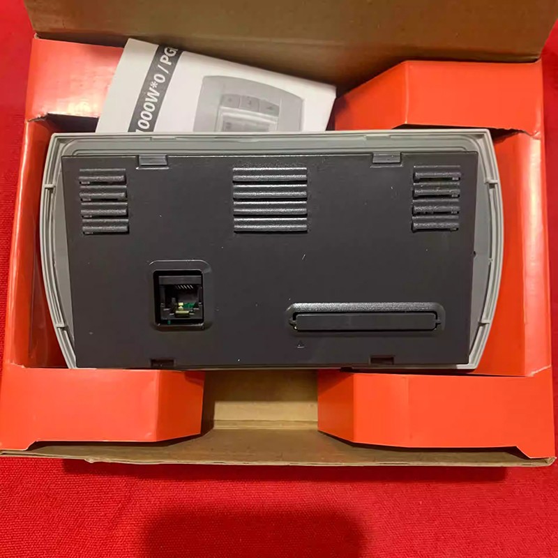 Controller PGD1OOOFWO PGD1000FW0 For CAREL Operation Panel 1PC New