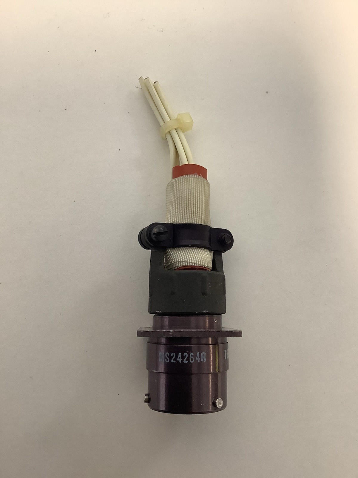 Amphenol military-grade 12 Pin circular connector housing MS24264R12B12P8