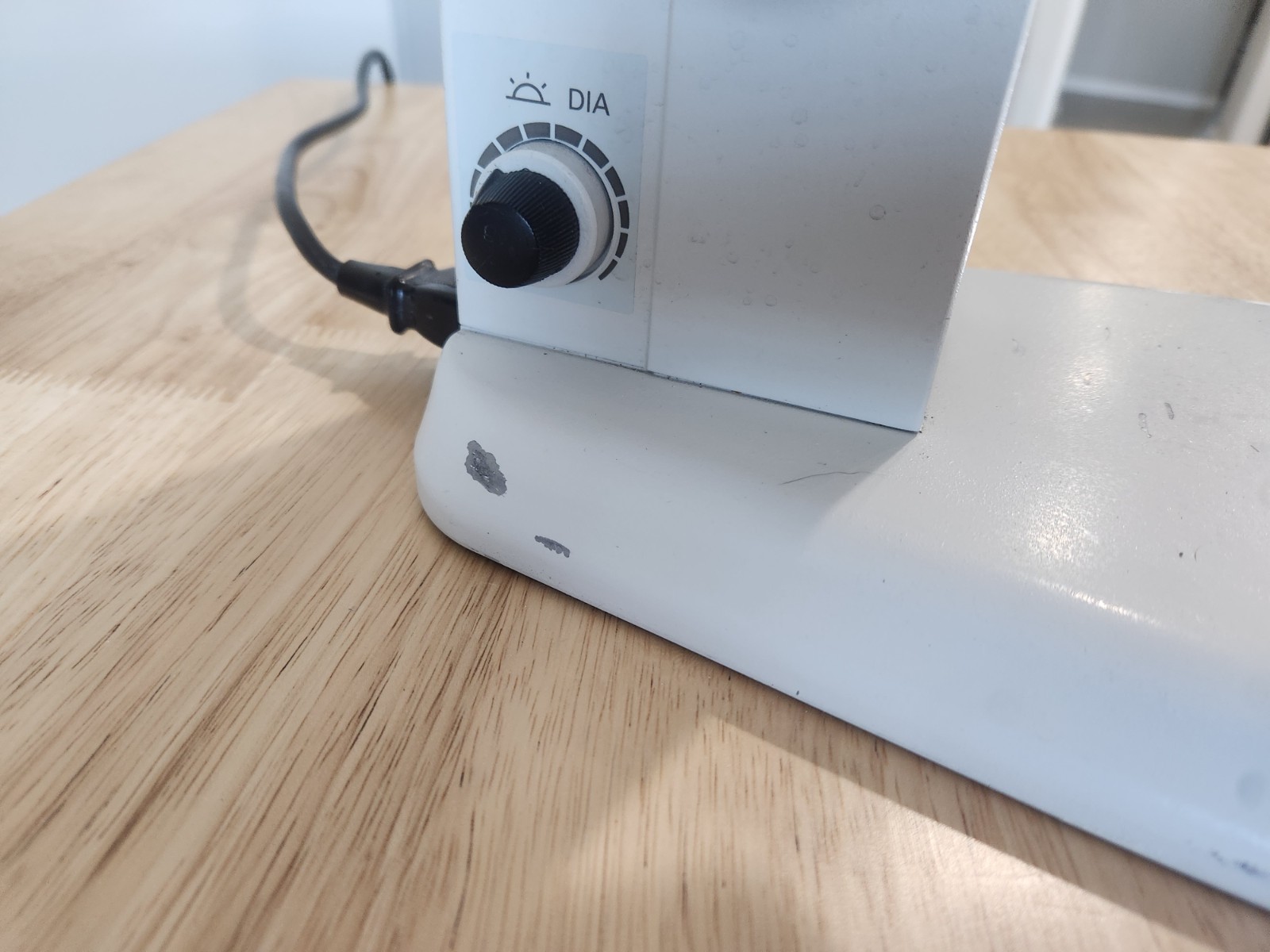 Nikon C-LEDS Microscope Stand With Olympus SZ3060 Stereo Microscope