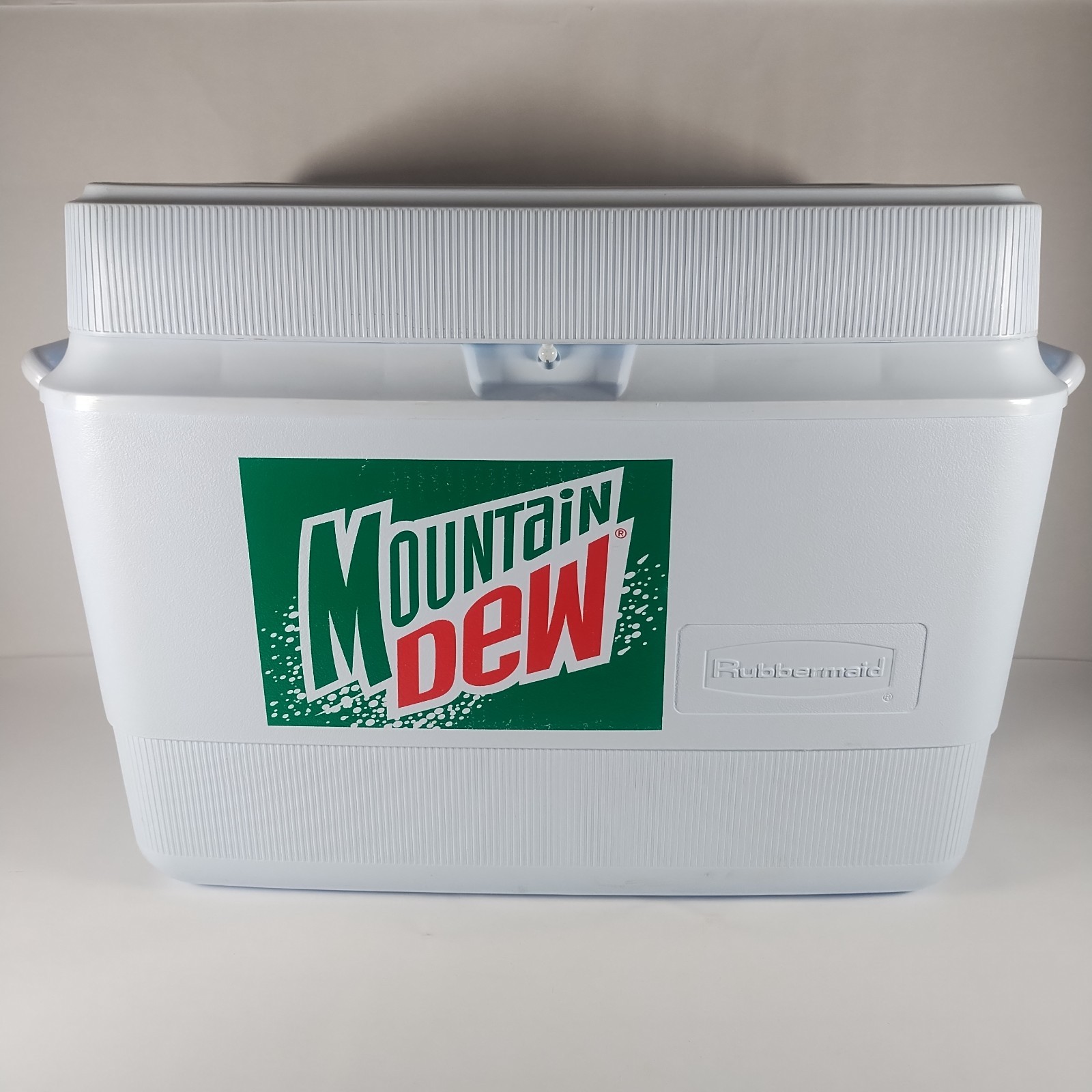 Vintage Mountain Dew Cooler Rubbermaid 22x17