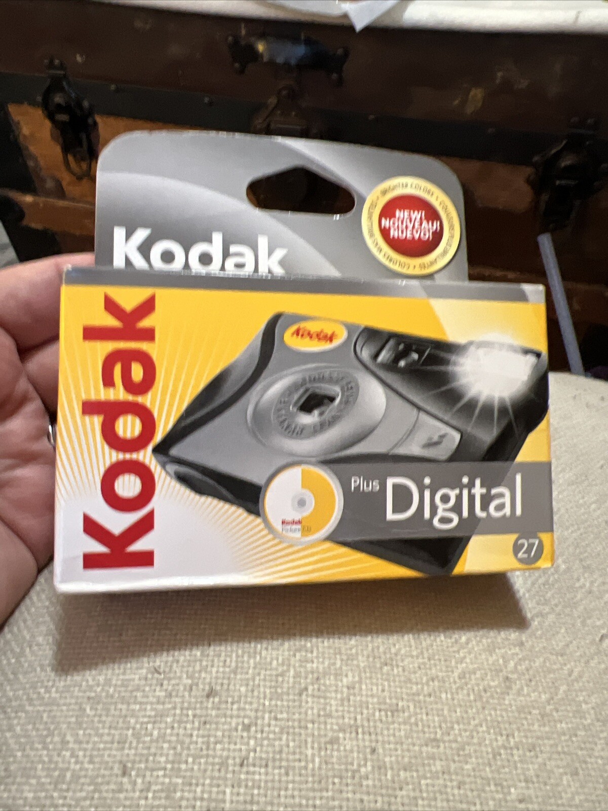 KODAK SINGLE USE DIGITAL CAMERAL EXP 2010 NOS