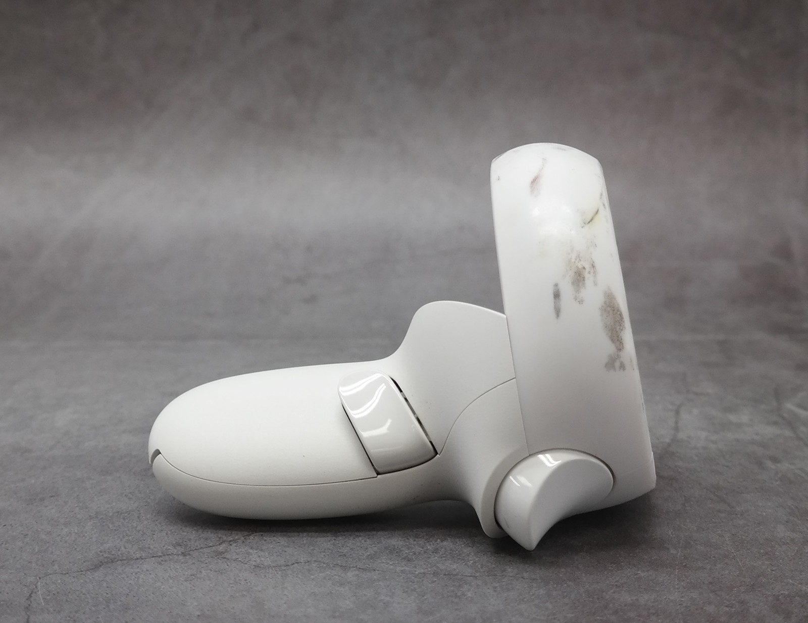 Oculus Quest 2 LX39EM LEFT Controller BROKEN