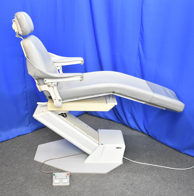 Refurbished Adec Priority 1005 Stand Alone Chair - Make an Offer