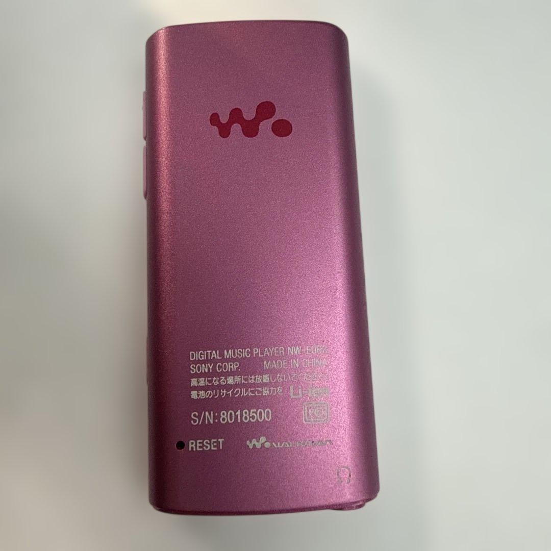 SONY Walkman NW-E063 Pink (Main Unit) 35