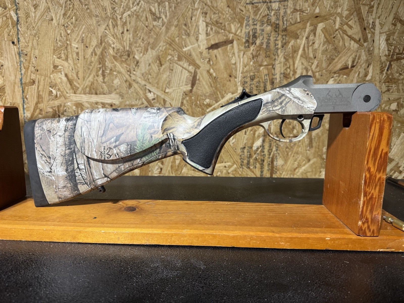 TRADITIONS StrikerFire Black Powder Muzzleloader Stock Trigger Safety 50 Cal.