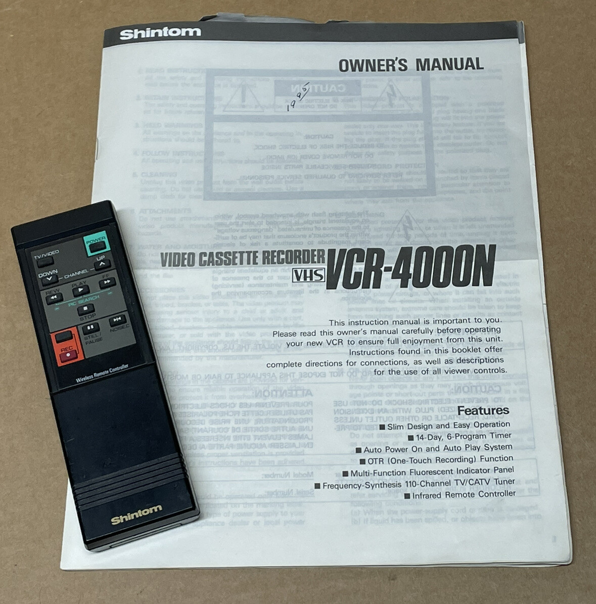 Shintom VCR Video Cassette Recorder VCR4000N Remote Control & Manual Retro Tech