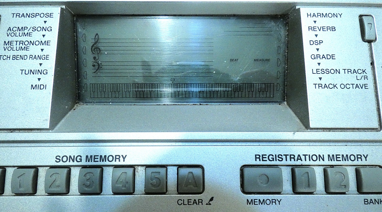 Yamaha DGX-500 Grand 88-Key Digital Piano in a very good condition