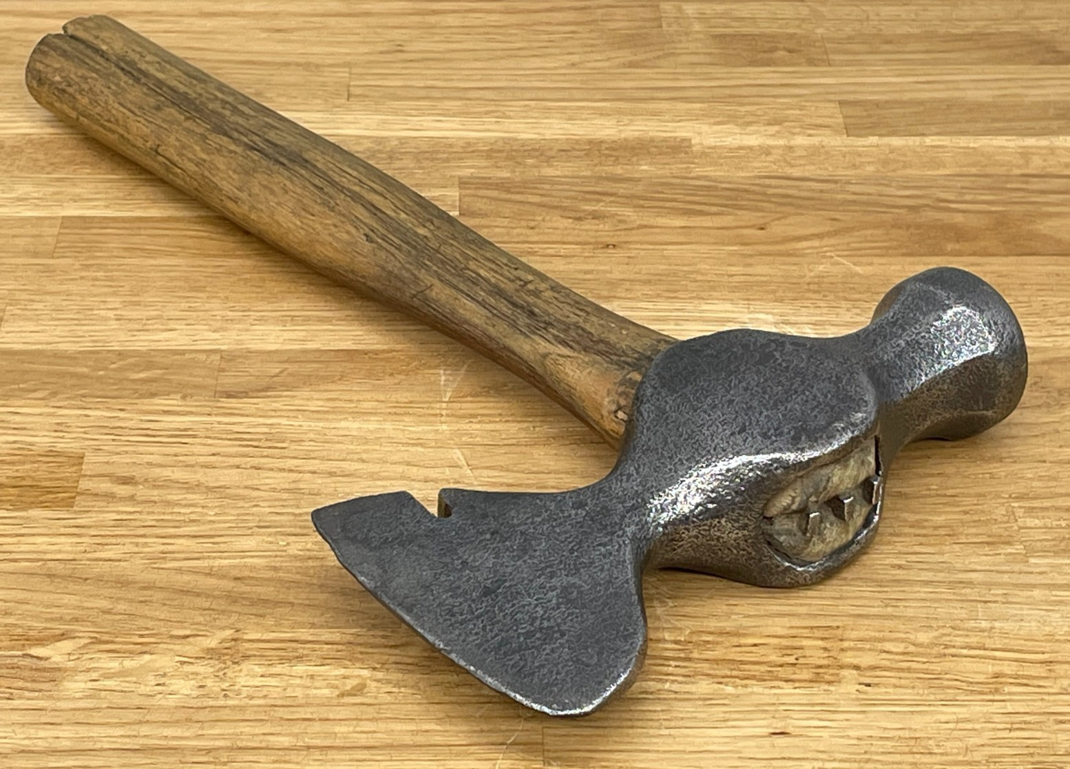 Vintage Slaters Hammer Axe Nail Puller Roofing Roofer Old Tool