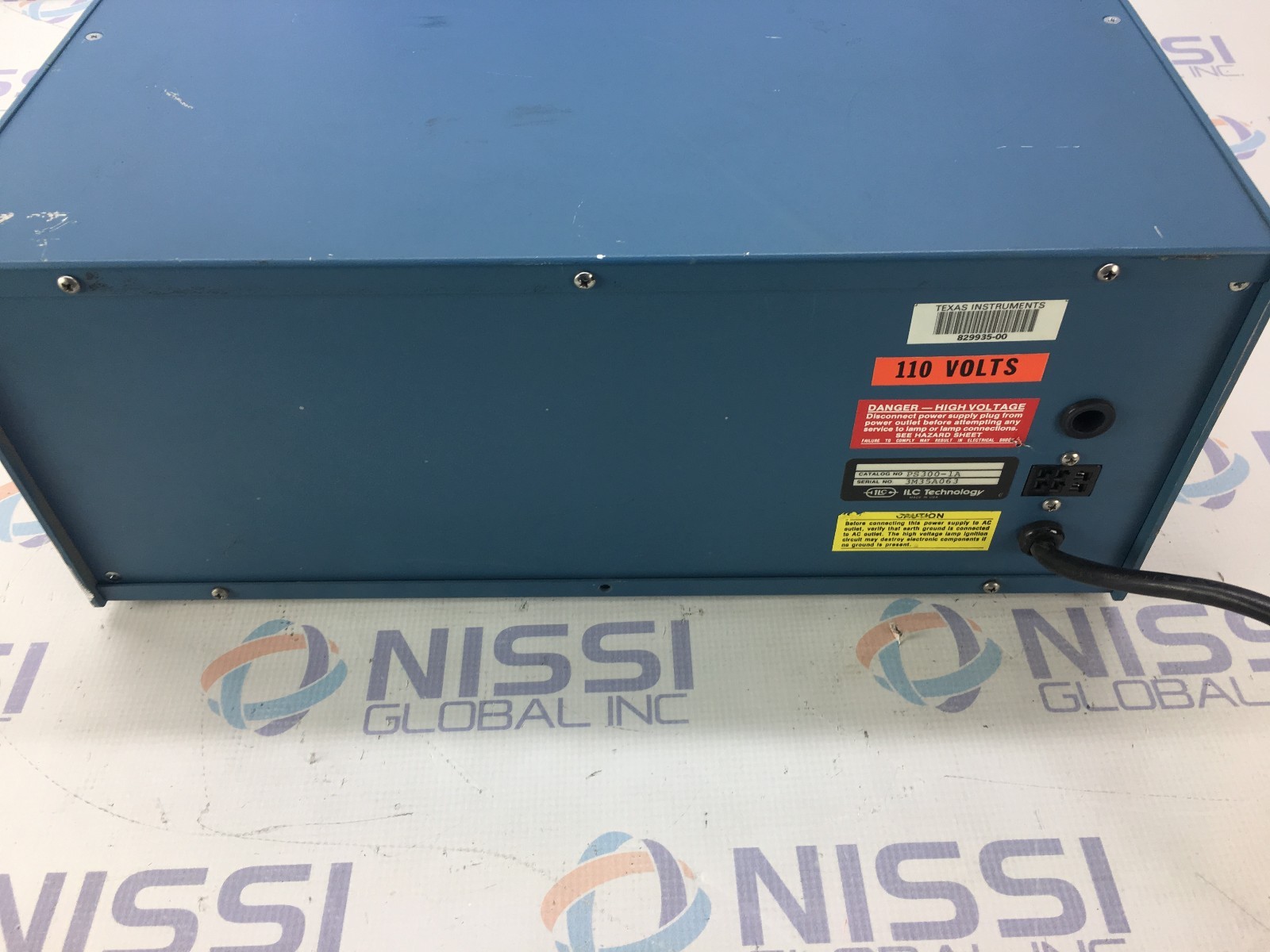 ILC Technology PS300-1 Illuminator Power Source