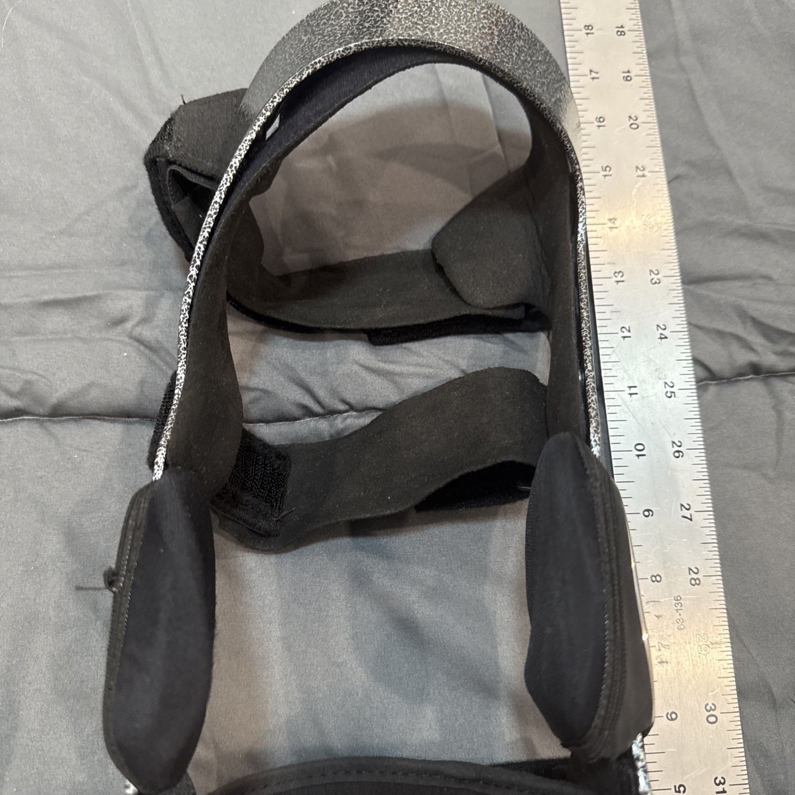 DonJoy Hinged Knee Brace ACL PCL Ligament Support Adjustable Left Medium