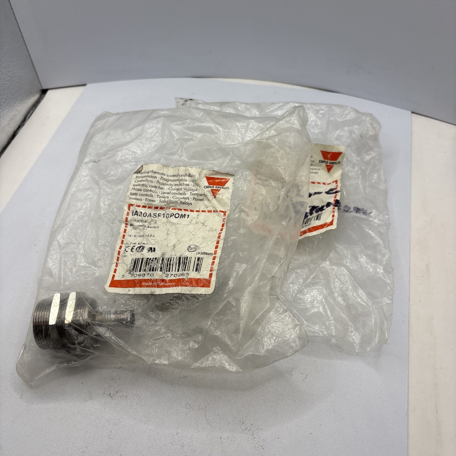 Lot Of 2 Carlo Gavazzi IA30ASF10POM1 Proximity Switches