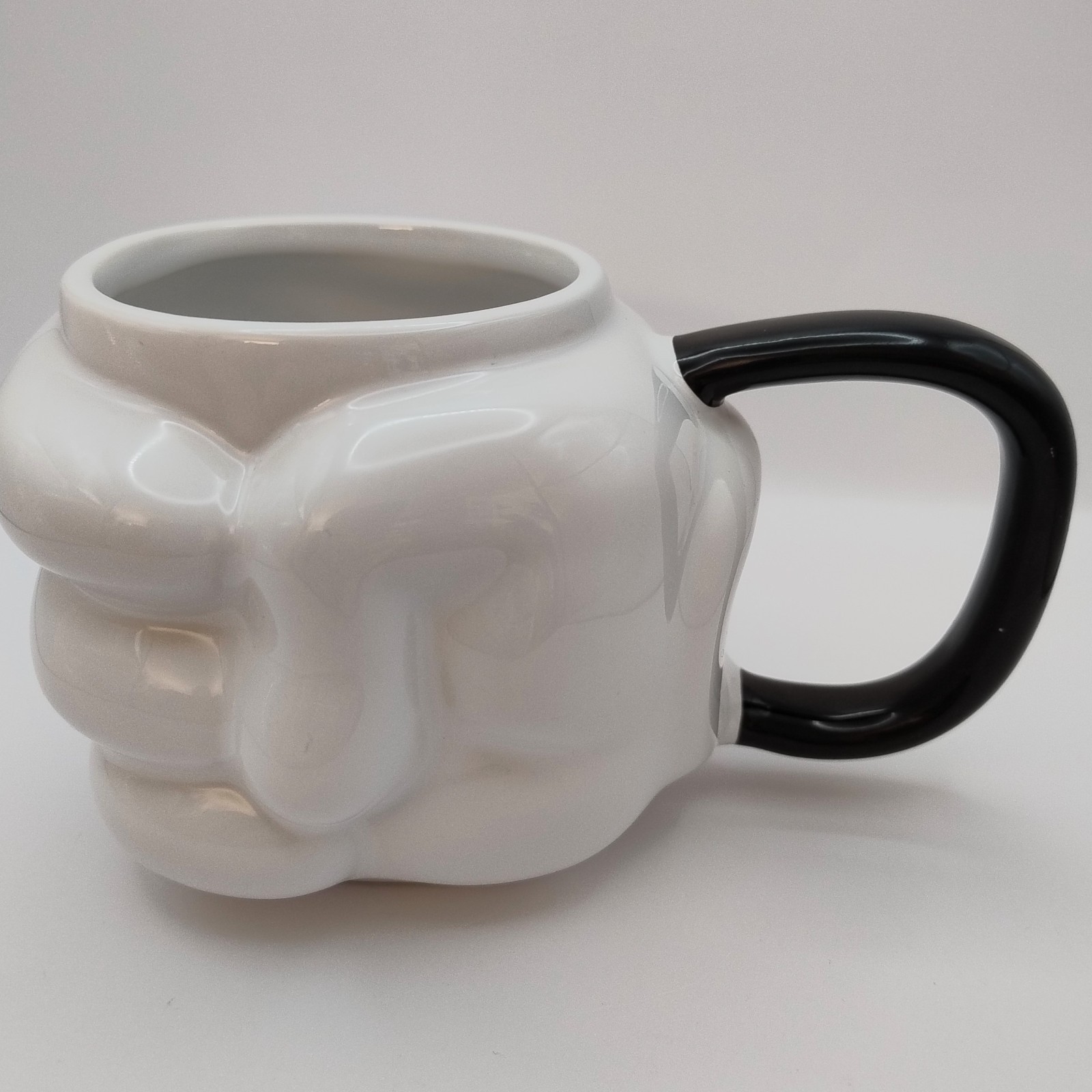 Mickey Mouse White Glove Hand Mug 3D Disney Store Pint Lrg Novelty Birthday Gift