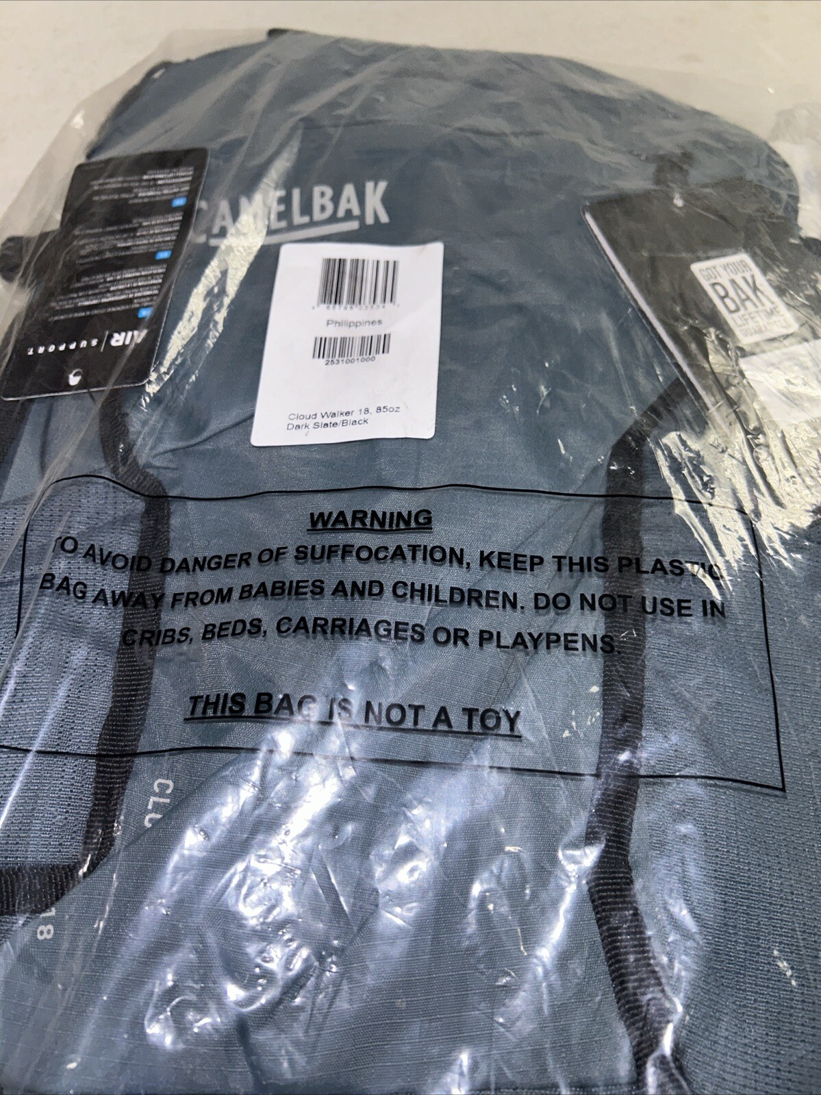 CAMELBAK CLOUD WALKER 18 / 85oz / Dark Slate / Black