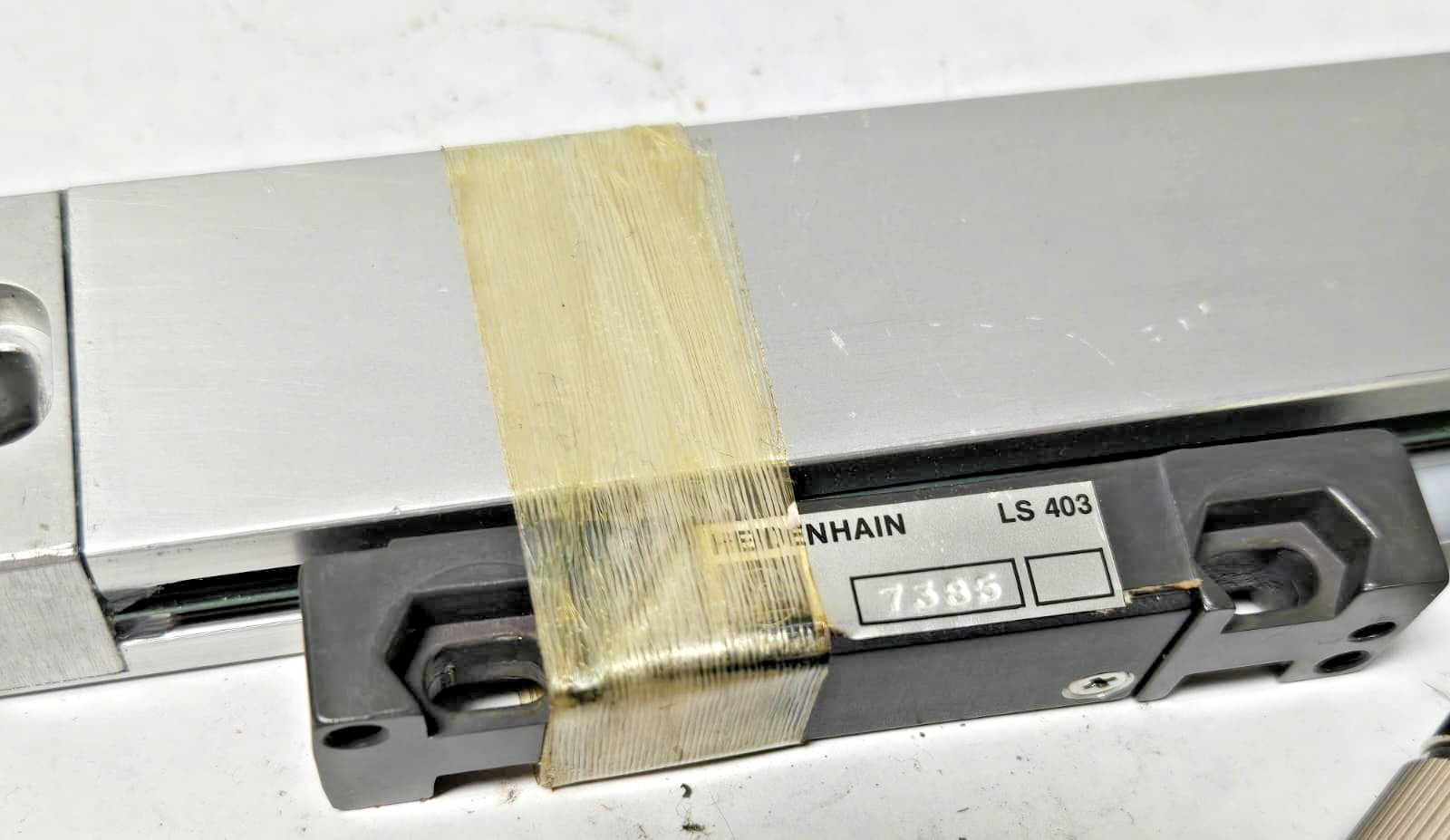 New HEIDENHAIN LS 403 Glass Linear 22" Scale