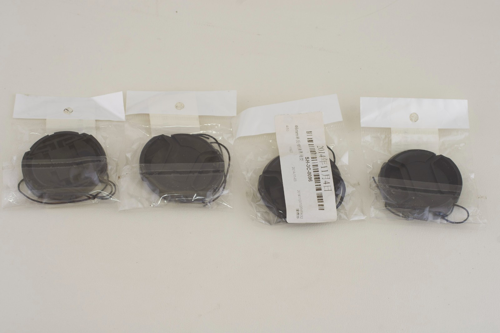 [Lot of 4] 46mm Front Lens Cap Cover Center Pinch Snap On For Panasonic Lumix