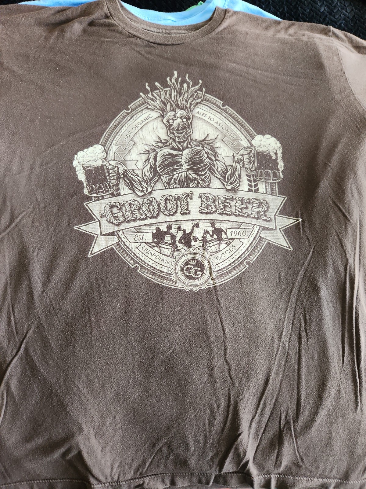 Marvel Comics Guardians Galaxy Used T-Shirt - Size XL Extra Large - Groot Beer