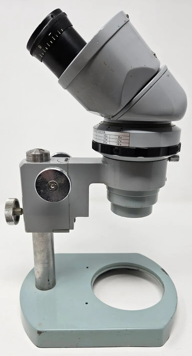 Vintage Nikon Stereoscopic Microscope Model 67046 Made in Japan Stereo Zoom READ