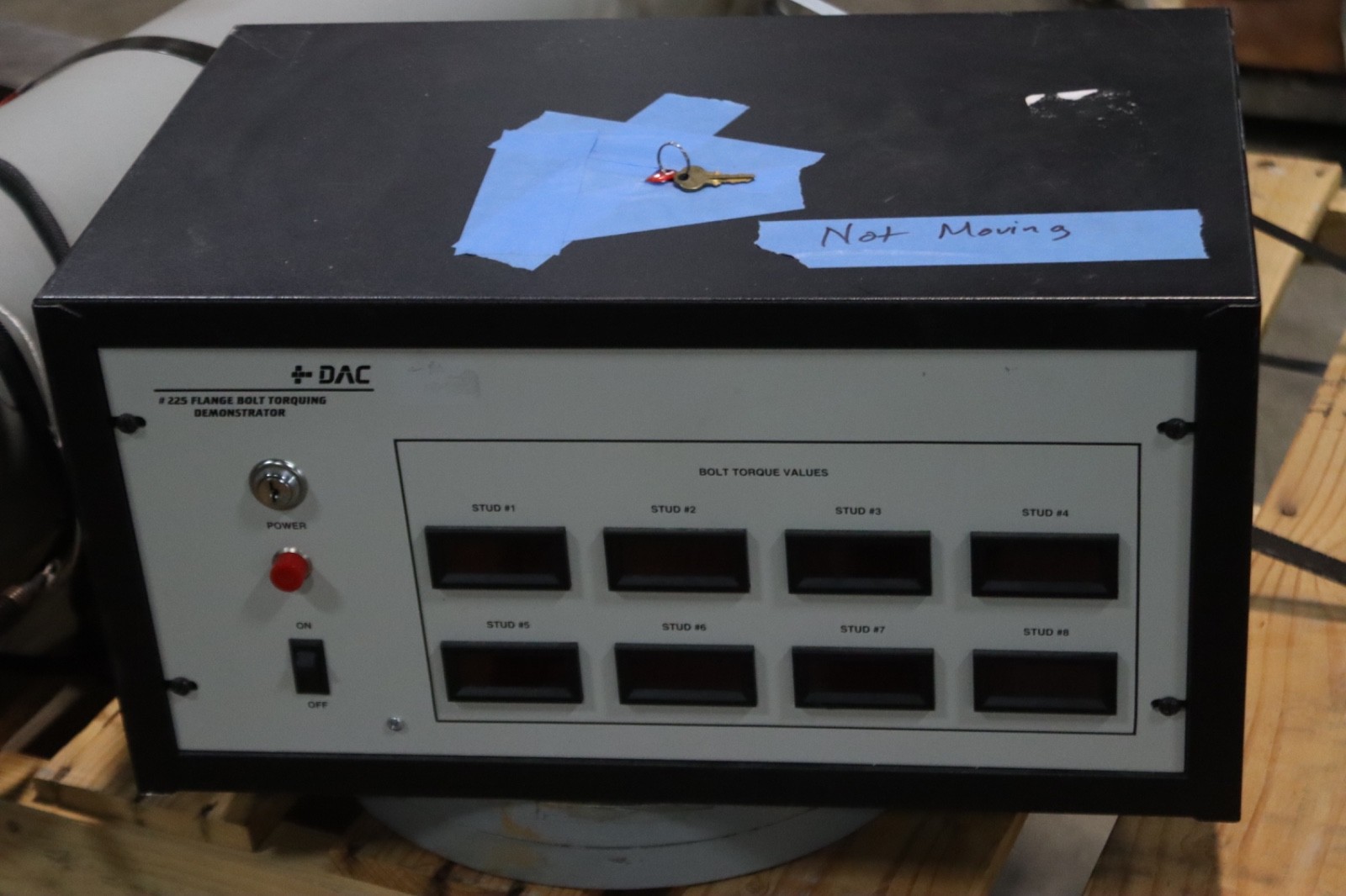 DAC 225 FLANGE BOLT TORQUING DEMONSTRATOR MODEL 225