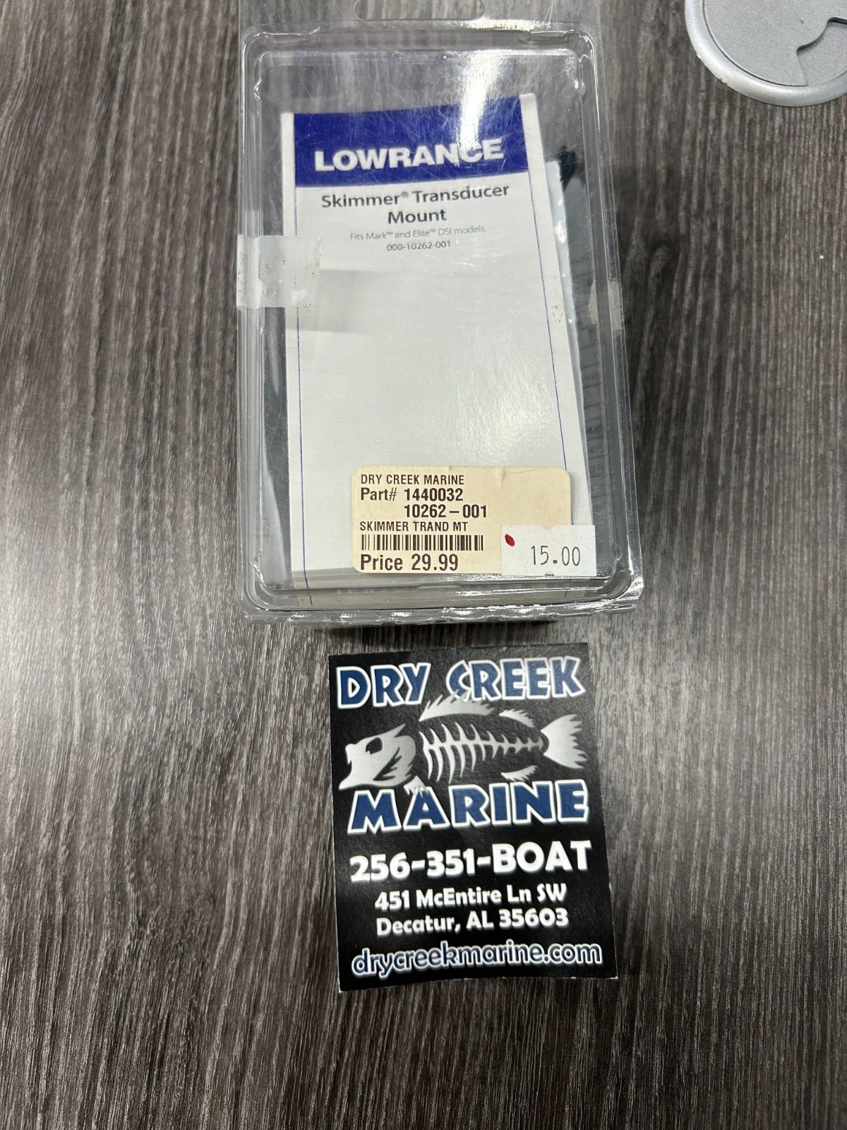 Lowrance Skimmer Transducer Mount