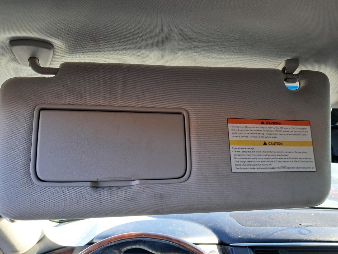 QX80 2016 Glove Box 4862795