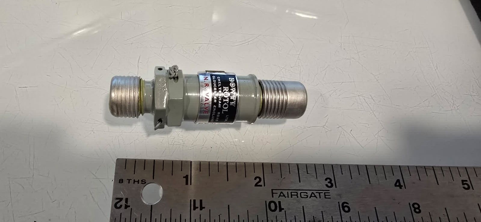 SAFRAN LANDING SYSTEMS VALVE CHECK 102552001 4820-00-452-6143