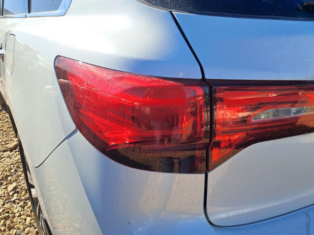MDX 2014 Glove Box 4839130