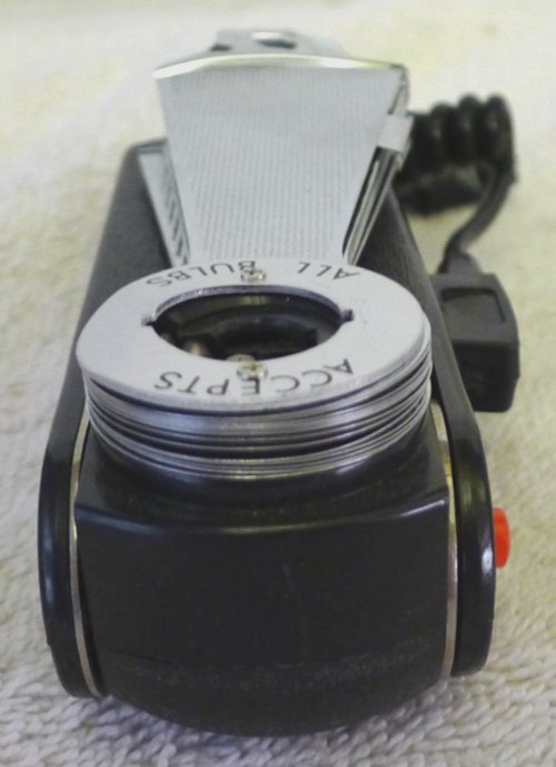 Focal K-mart Shoe Mount Camera Collapsable Fan Tilt Flash with Case & Cord