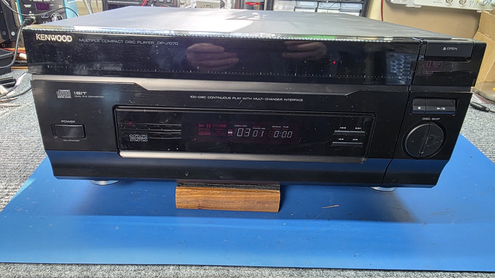 Kenwood DP-J1070 100-Disc CD Changer | For Parts/Repair | Free Shipping