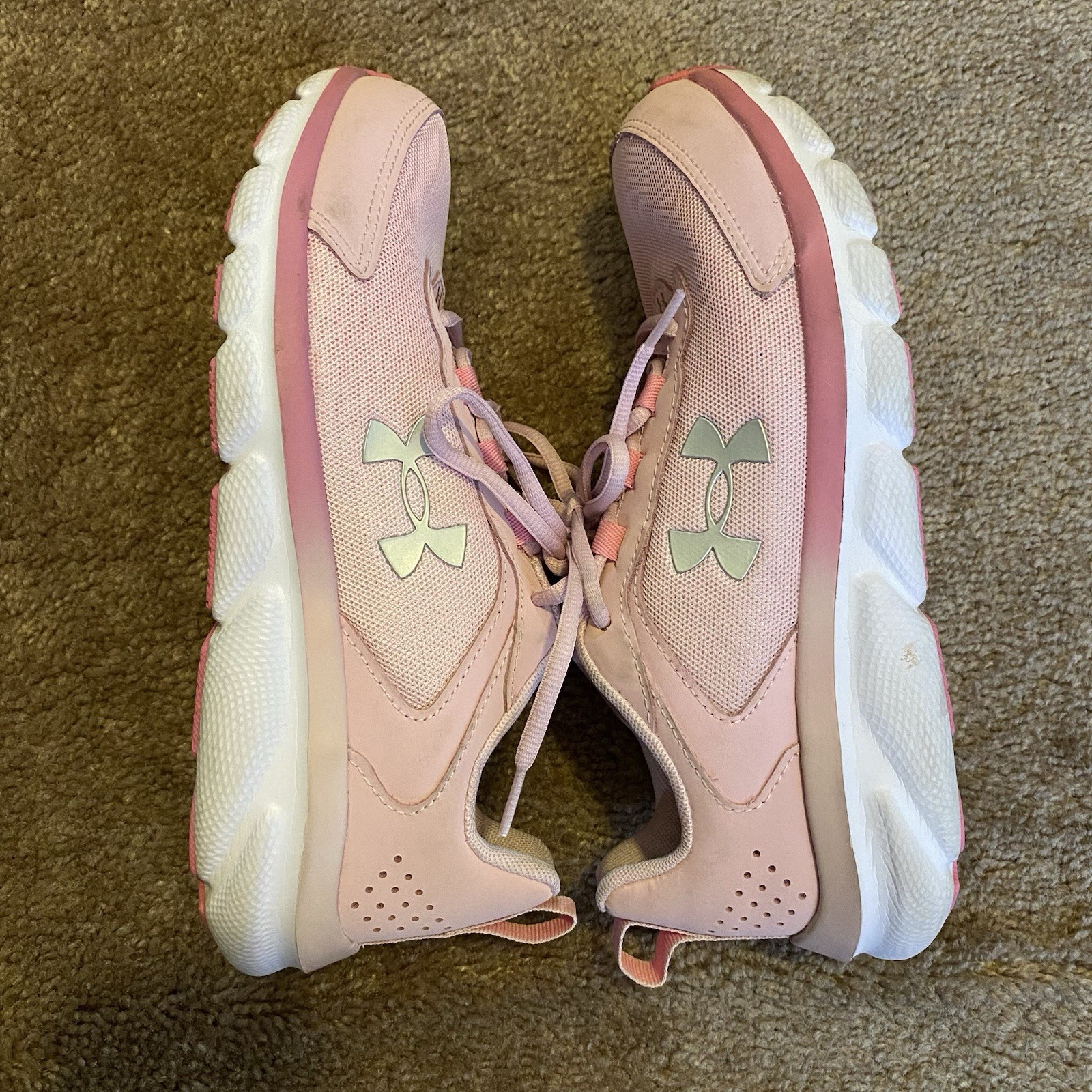 Under Armour Assert Pink Mesh Unisex Kids Athletic Sneakers Size 6, 3024834-601