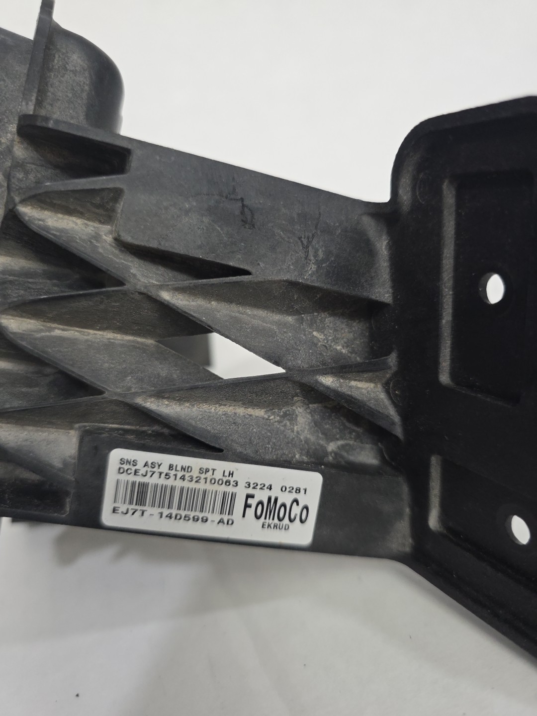 2015 2016 LINCOLN MKC LEFT DRIVER BLIND SPOT & BRACKET EJ7T-14D599-AD OEM