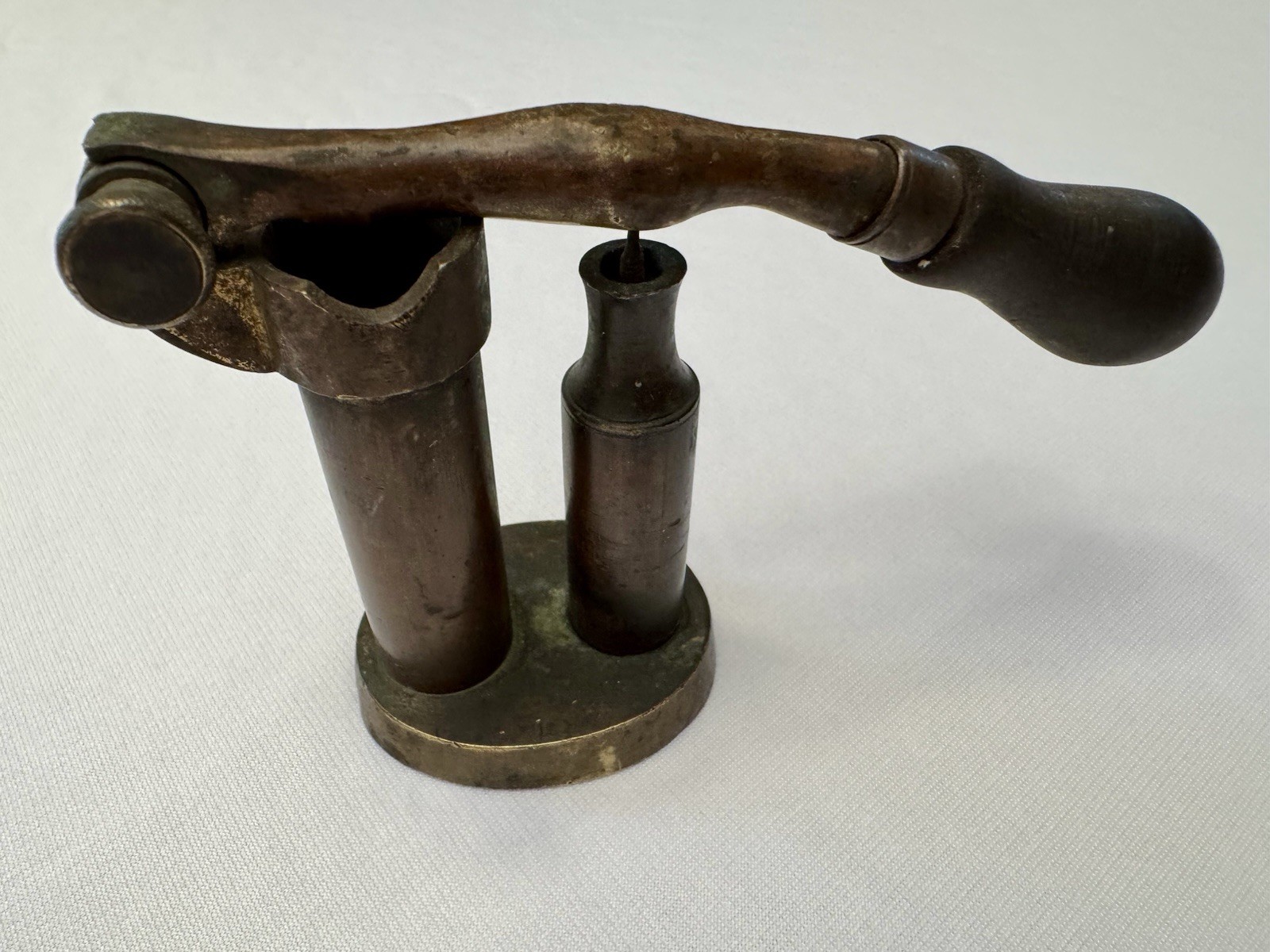 Antique Shotgun Shell Capper Decapper Bench Reloading Tool Cast Iron Wood Handle