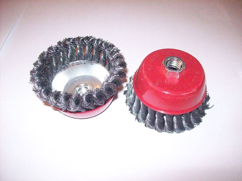 2 ILLINOIS INDUSTRIAL 4" CUP BRUSH KNOTTED TWISTED WIRE WHEEL ANGLE GRINDER