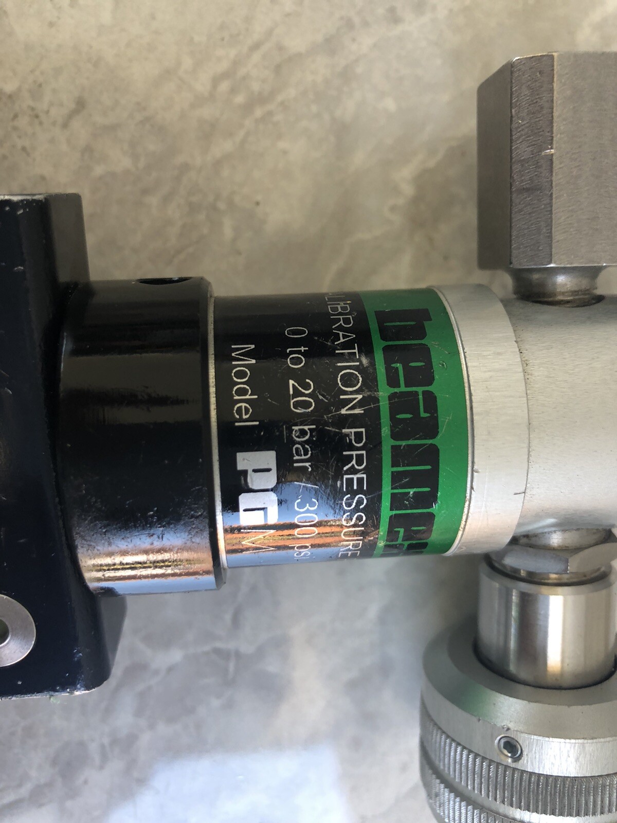 Beamex PGM Calibration Pressure Pump