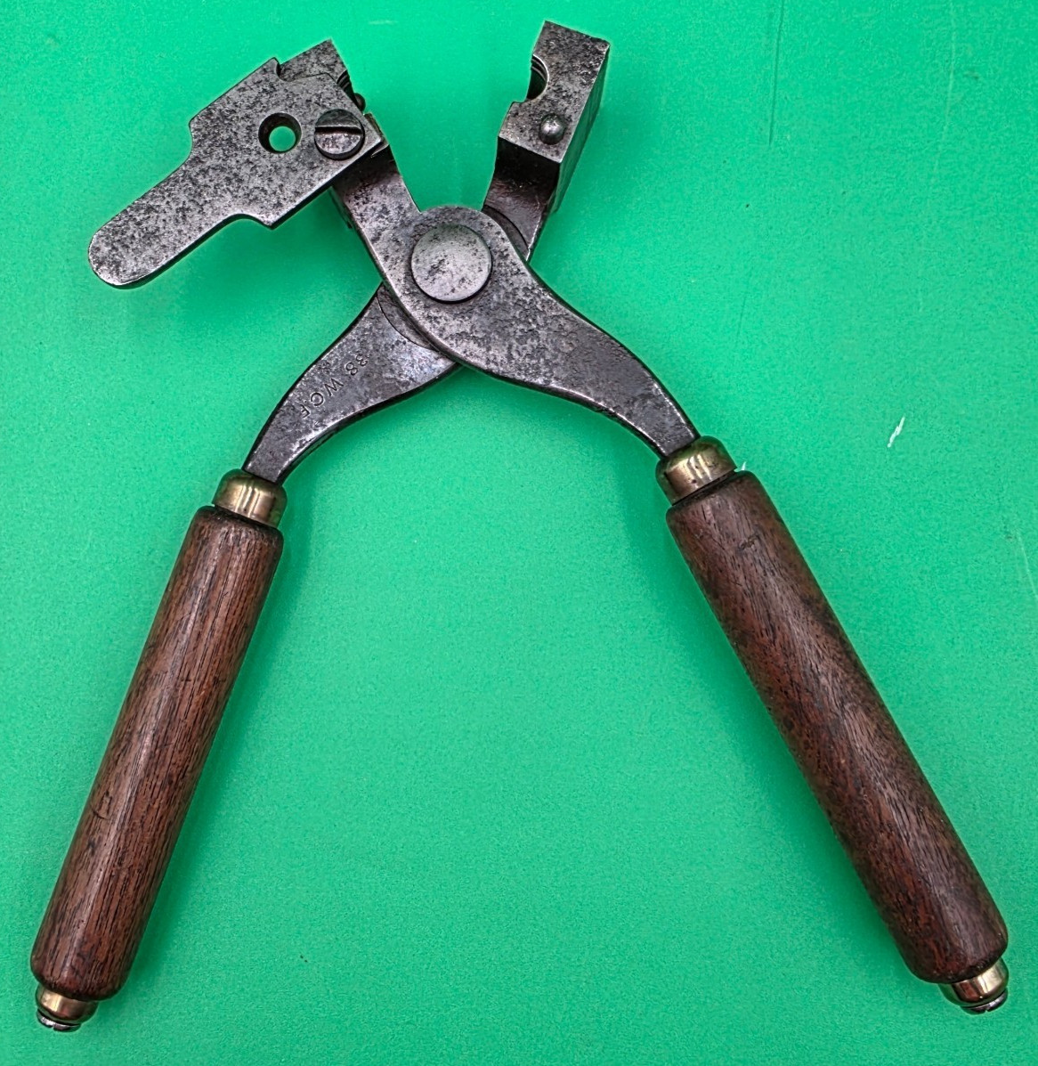 Antique WINCHESTER 38 W.C.F Bullet Mold Winchester Repeating Arms Co. Wood Grip