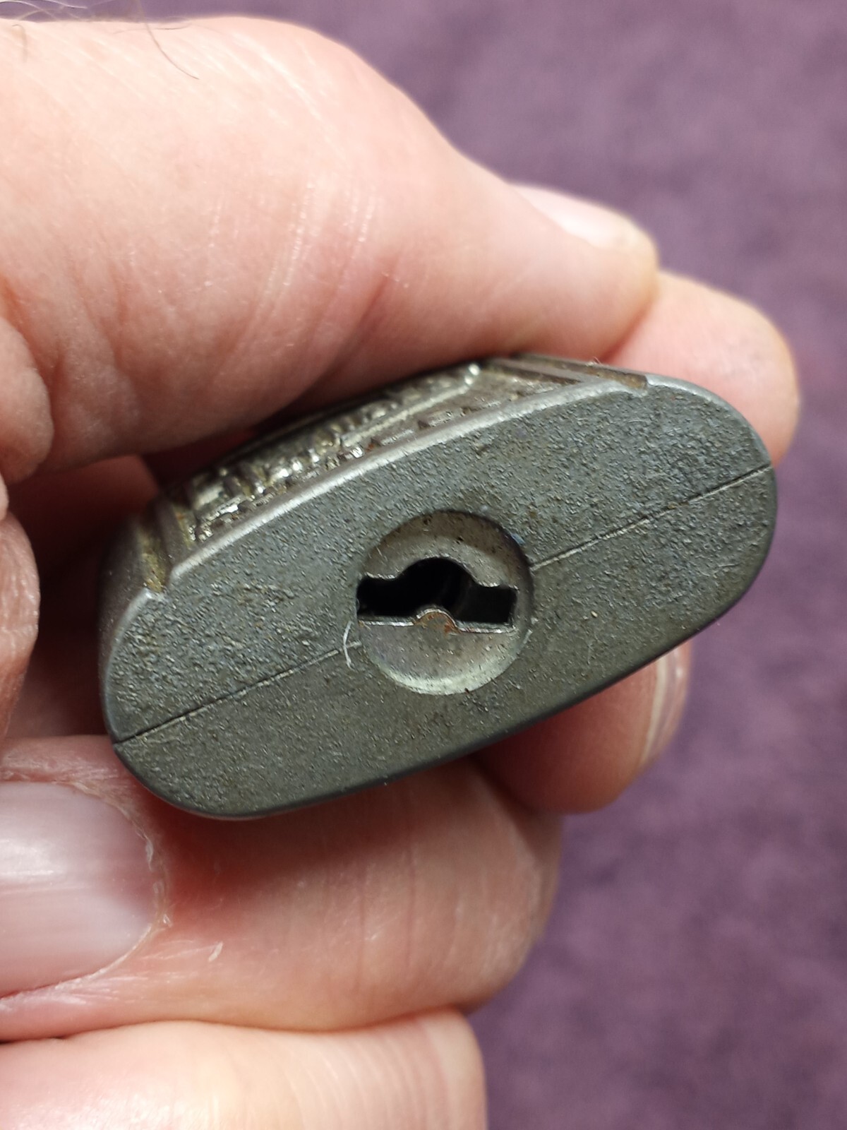 Vintage SLAYMAKER RUSTLESS PADLOCK USA --- NO KEY ---
