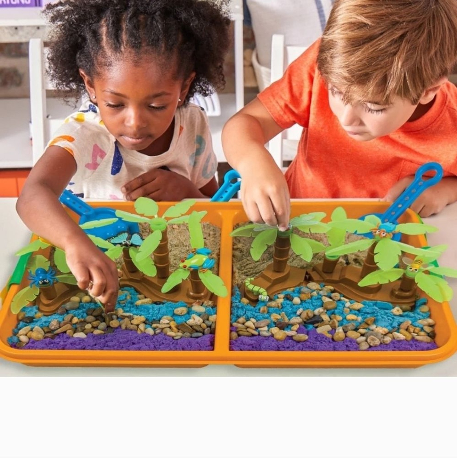 Made By Me - Color Changing Sensory Bins (Rainforest)